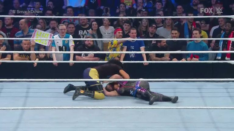 Shayna Baszler blindsided Bayley with another attack on SmackDown