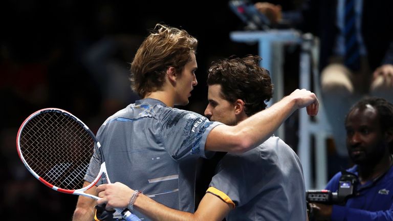 Thiem terminó la defensa del buen amigo Zverev en sets corridos