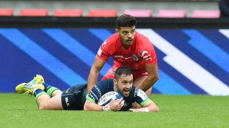 Caolin Blade scored a try for Connacht in France