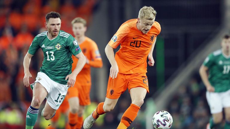 Corry Evans cree que Irlanda del Norte está en buena forma para los play-offs Euro 2020