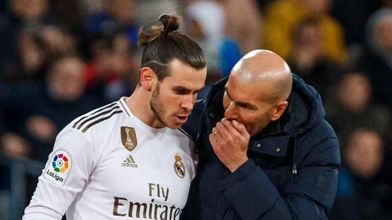 Zinedine Zidane hizo un llamamiento a los fanáticos del Real Madrid para que apoyaran a Bale después de que fue objeto de burlas en su regreso a la acción del club el mes pasado.