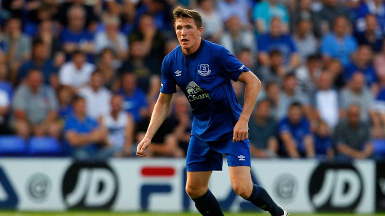 John Lundstram had hoped to break into the Everton first team but found opportunities hard to come by when Roberto Martinez took over from David Moyes