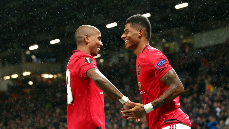 Rashford anotó su quinto gol en sextos juegos con el tercer gol del United