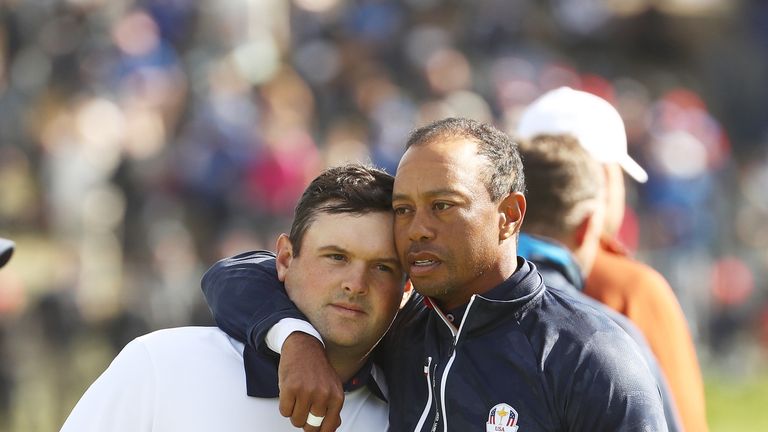 Tiger Woods lideró el apoyo de los Estados Unidos a Patrick Reed