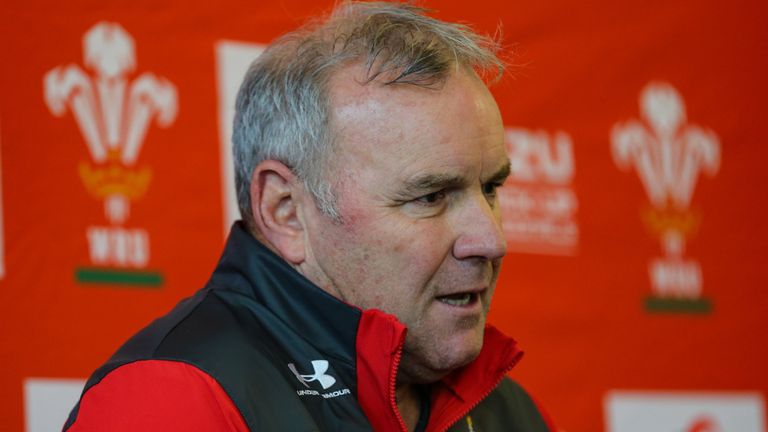 Wayne Pivac ha preparado un boleto de entrenador casi completamente nuevo