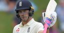 England start strongly in record chase