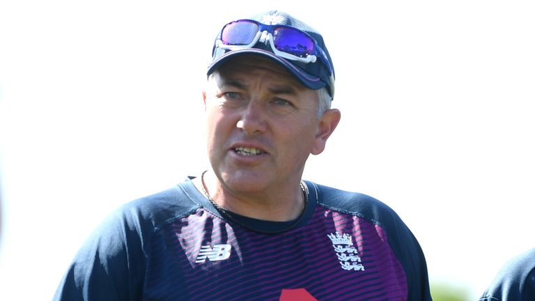 Silverwood sucedió a Trevor Bayliss como entrenador en jefe después de The Ashes