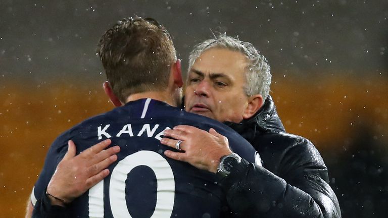 ¿Podrá José Mourinho convencer a Kane de que los Spurs pueden ganar trofeos?