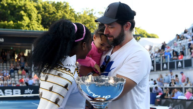 La ganadora del título compartió un momento especial con su familia después de la final.