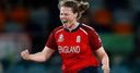 England hammer Pakistan to boost semi-final hopes