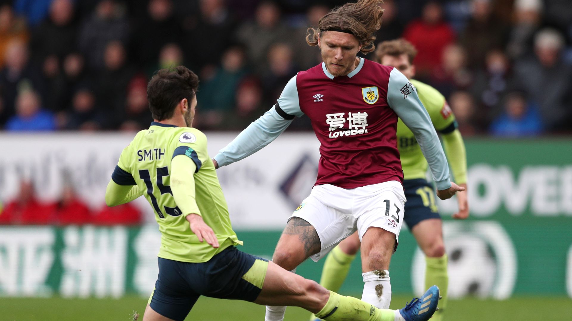 Hendrick attracts AC Milan interest