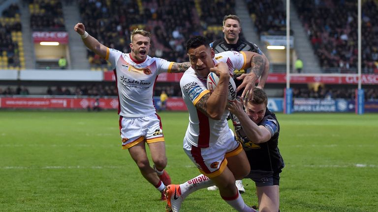 Watch the moment Israel Folau scored his first try for Catalans