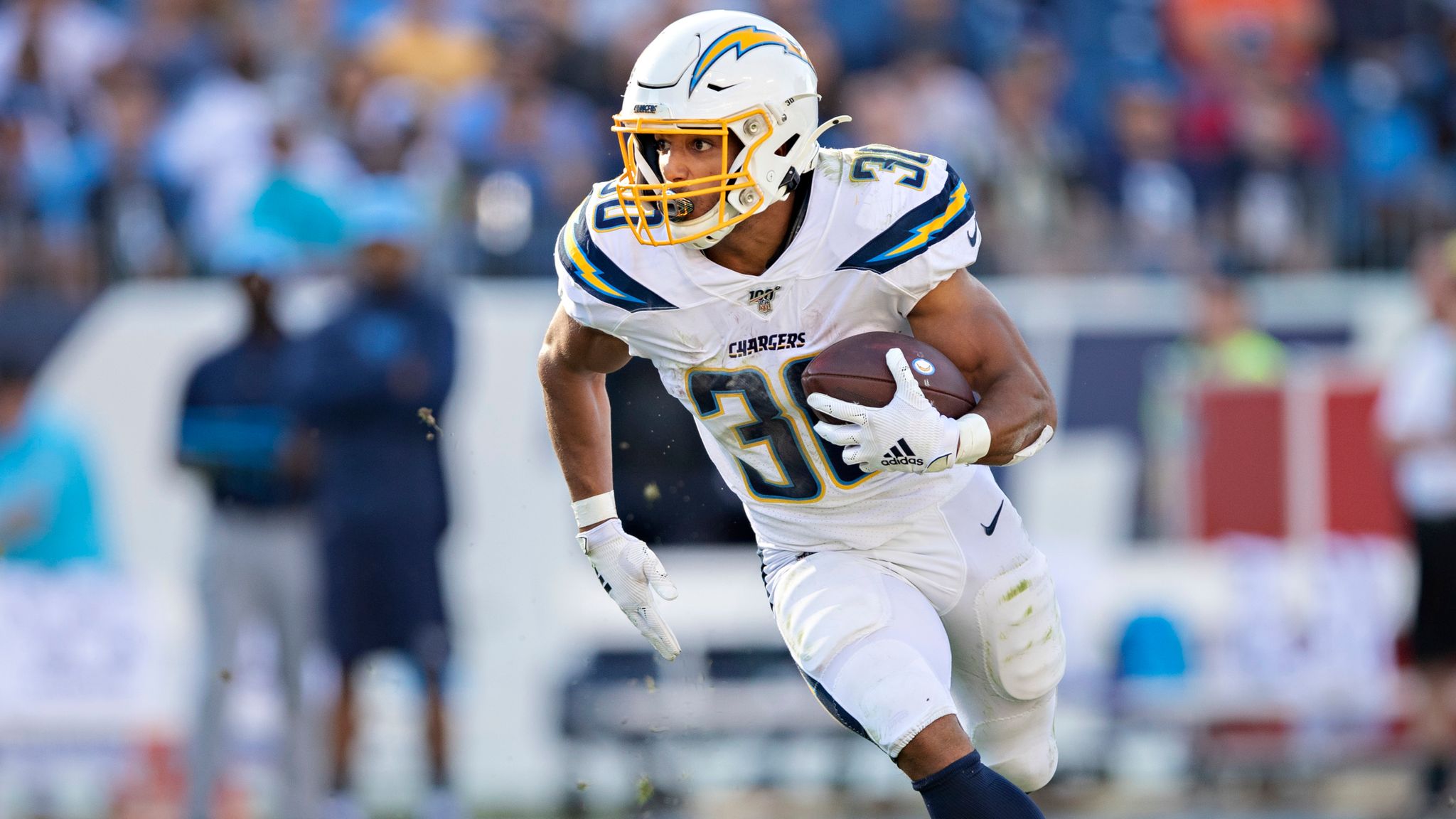 Chargers sign running back Austin Ekeler to four-year deal - The