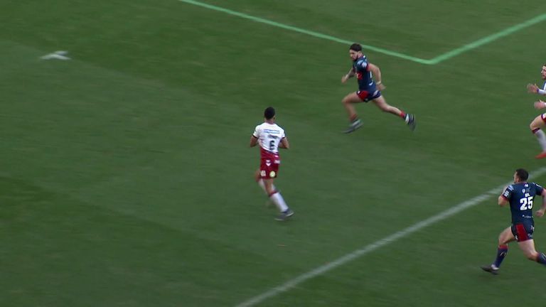 Watch highlights as Wigan went top of theSuper League table thanks to a 30-16 win against Hull KR