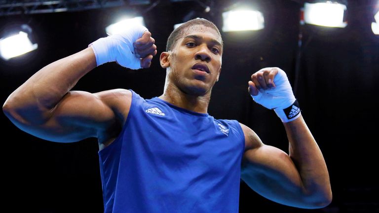 Anthony Joshua rápidamente se ganó una reputación como un golpeador destructivo 