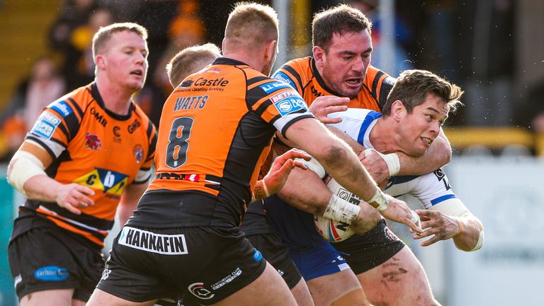 St Helens faced Castleford in the final Super League game before the season was suspended