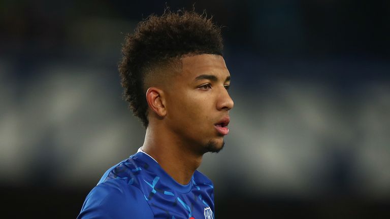 Mason Holgate se unió al Everton de Barnsley en 2015 y ha hecho 74 apariciones en el primer equipo 