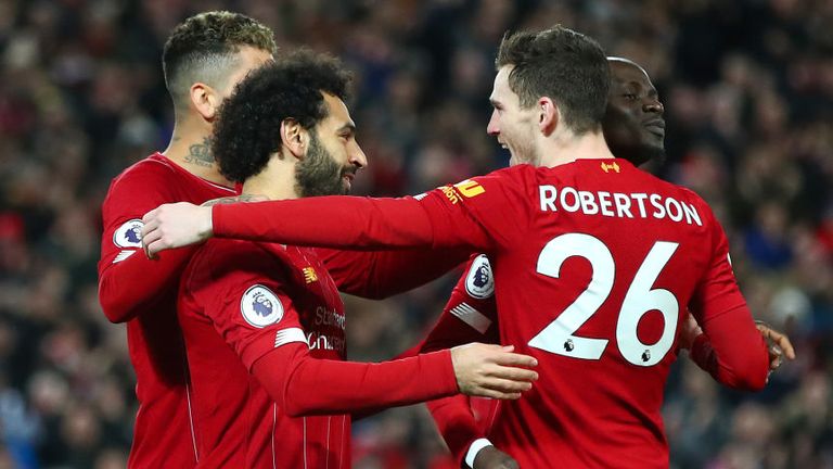 El Liverpool tiene 25 puntos de ventaja en la cima de la Premier League y espera el visto bueno para volver al entrenamiento