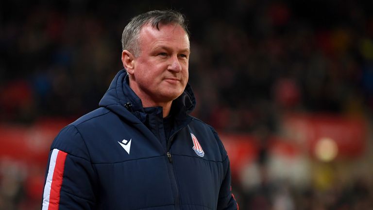 Michael O'Neill fue nombrado jefe de Stoke a principios de noviembre