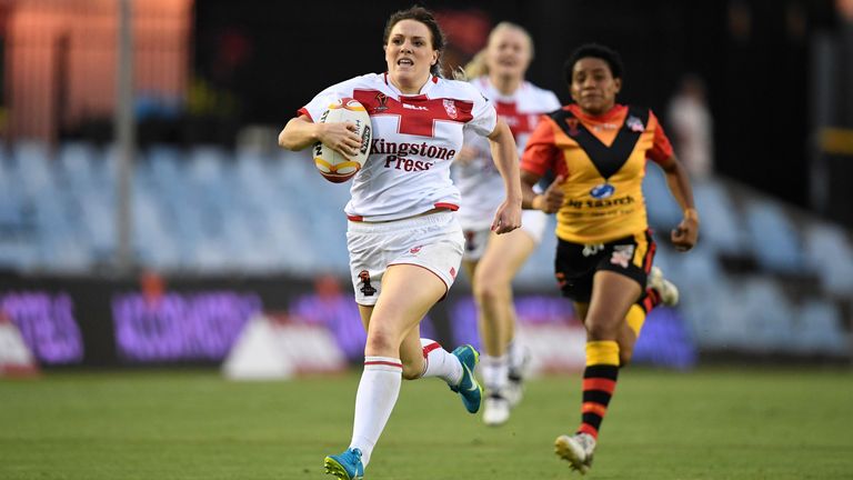Amy Hardcastle in action for England at the 2017 Rugby League World Cup