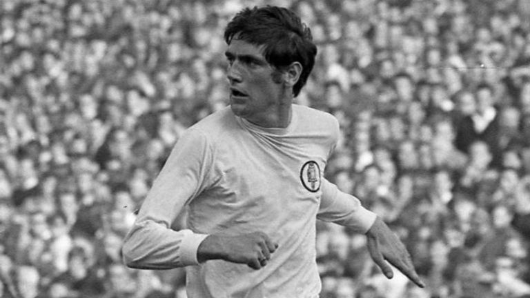 Norman Hunter ganó 28 partidos de Inglaterra y jugó más de 700 juegos para Leeds