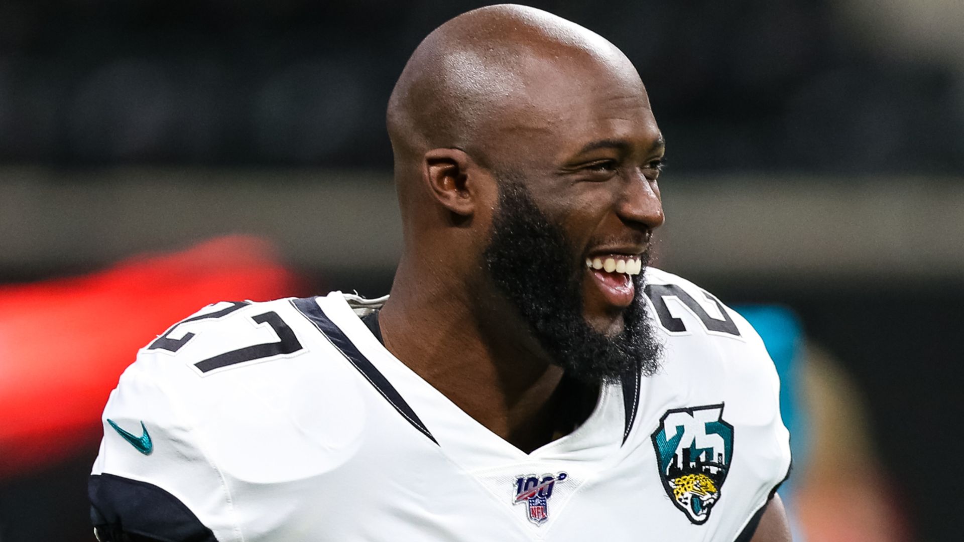 Bucs land Fournette on one-year deal