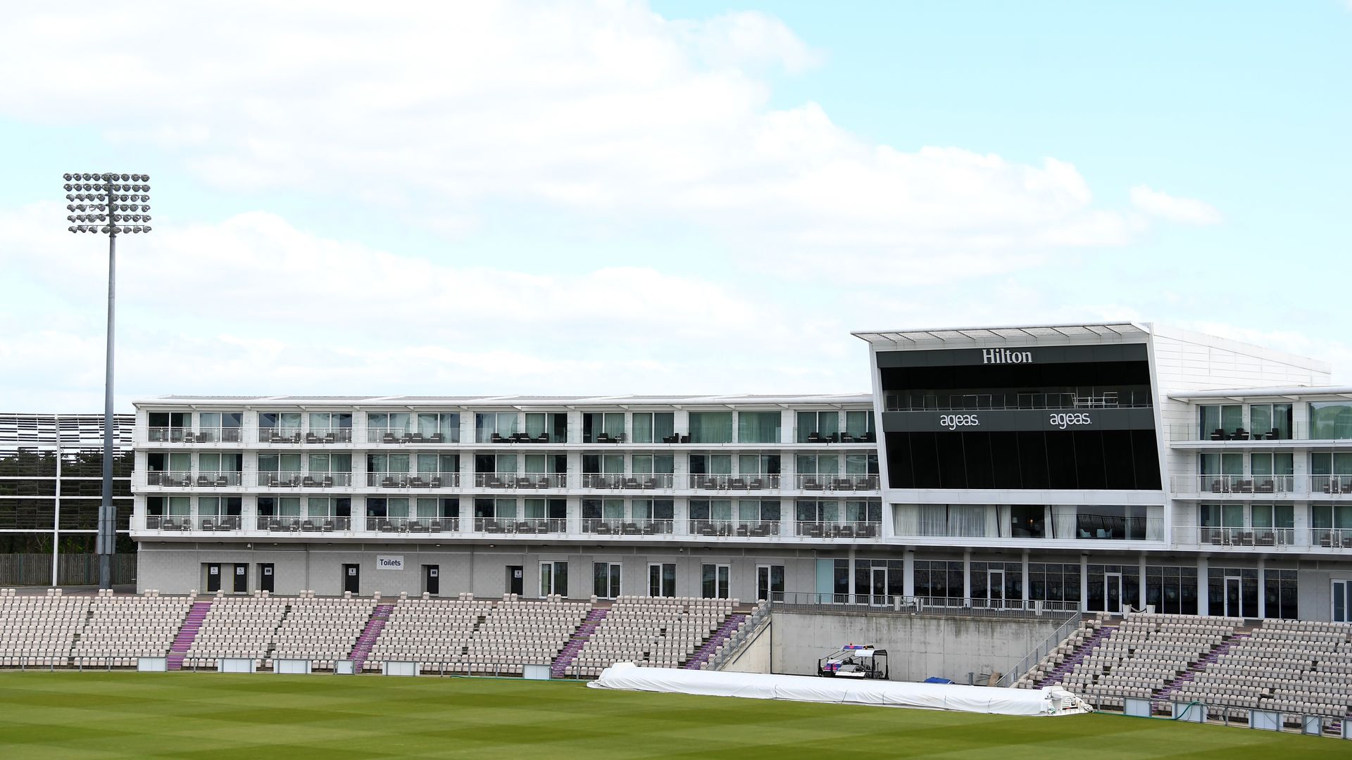 Hampshire set to play red-ball cricket at away grounds