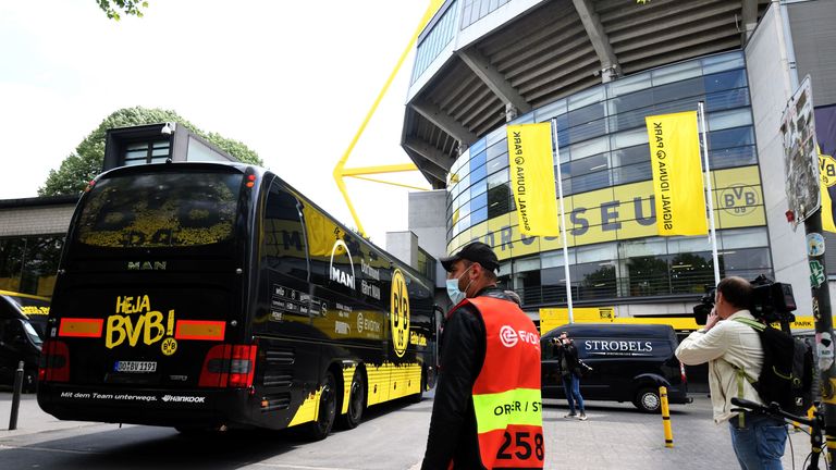 Dortmund's team bus arrived to an unusual pre-match scene