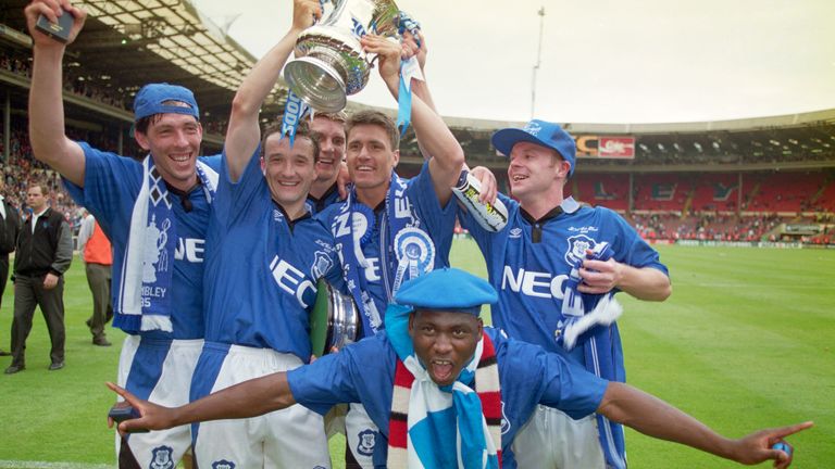 Gary Ablett, Barry Horne, Jackson, Rideout, Graham Stuart and Amokachi