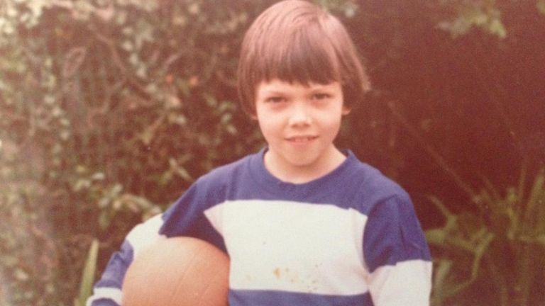 Chris se sintió atraído por QPR cuando era niño por el nombre del club