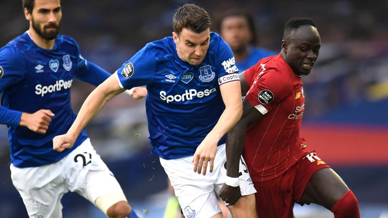 Everton should have taken all three points against Liverpool, according to Jamie Carragher