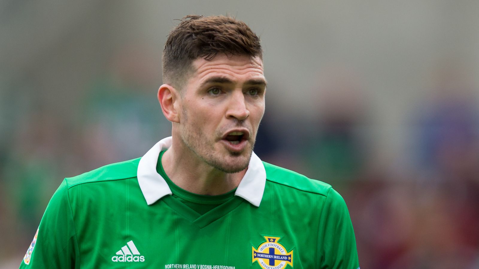 Kyle Lafferty: Former Rangers striker in talks with Serie ...