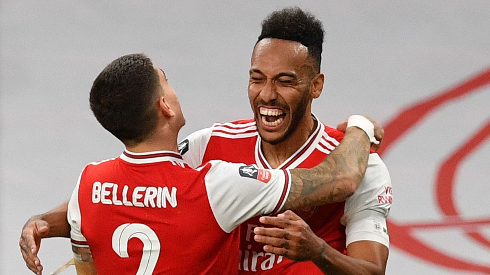 Auba double as Arsenal stun Man City to reach final