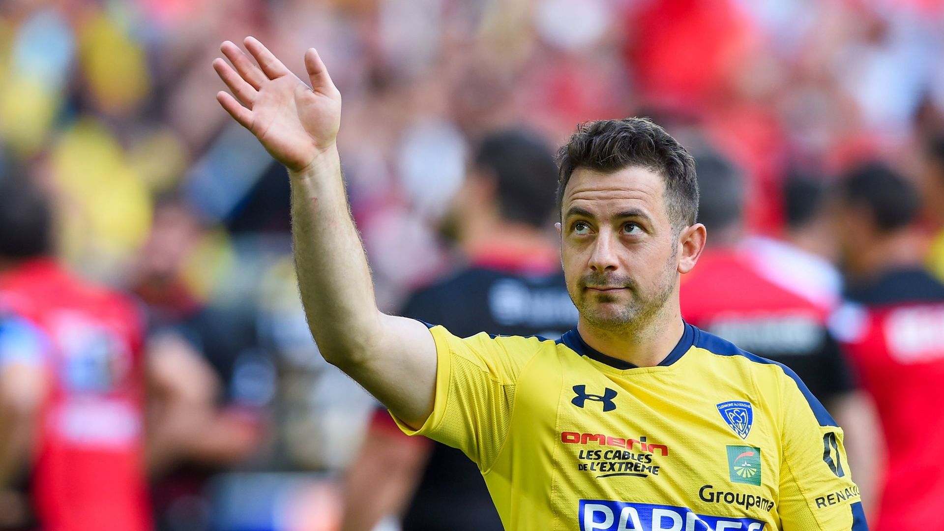 Former Scotland captain Laidlaw in Japan move