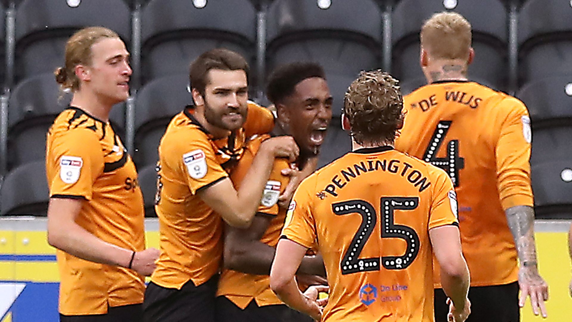 Hull earn vital late win over Boro