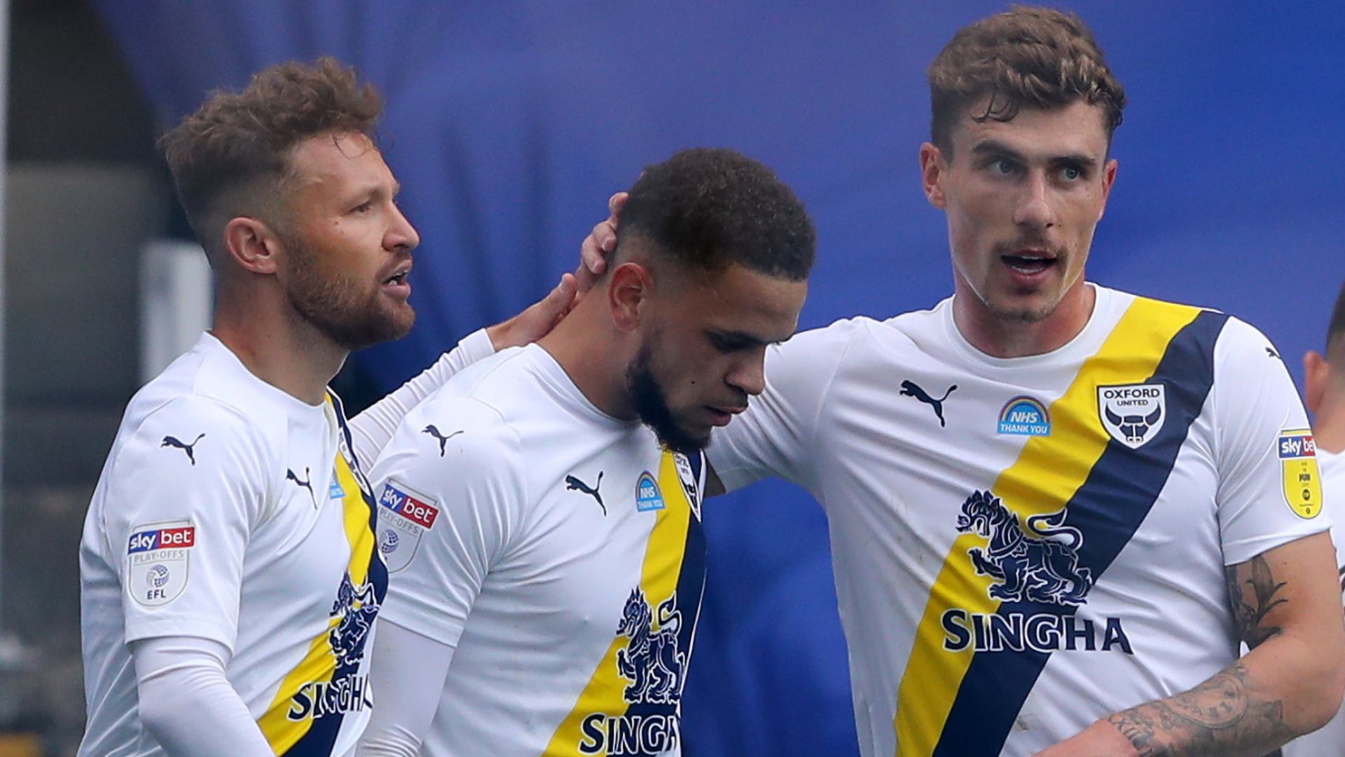 Oxford hold Portsmouth in first leg