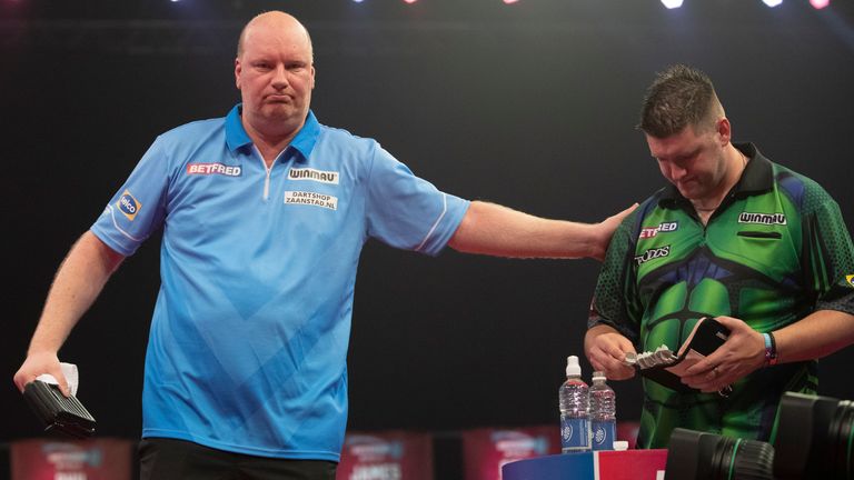 Vincent van der Voort sent world No 7 Daryl Gurney packing as the seeds continue to tumble at the World Matchplay