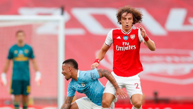Will David Luiz form part of a back three or back four in the final?