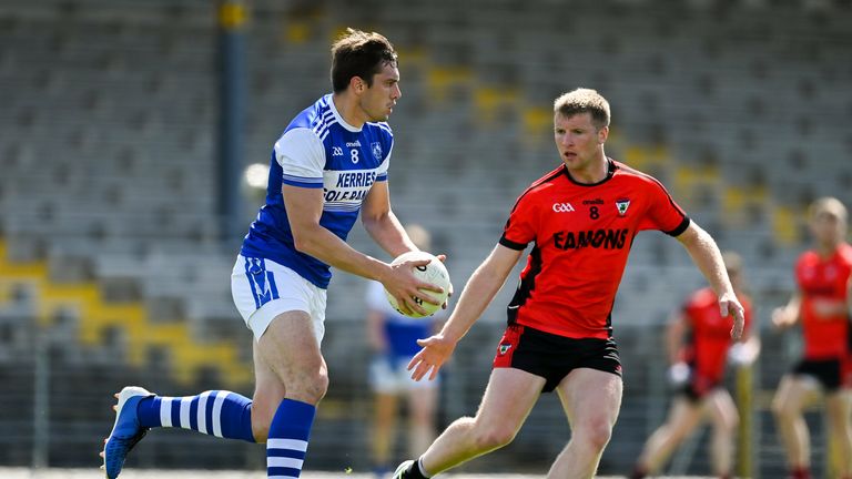 David Moran of Kerins O'Rahilly's takes on Kevin O'Sullivan of Kenmare Shamrocks