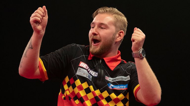 World Matchplay: Dimitri Van den Bergh stuns Gary Anderson ...