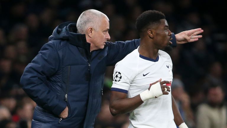 Tottenham may allow Serge Aurier to leave this summer if they can attract the right price