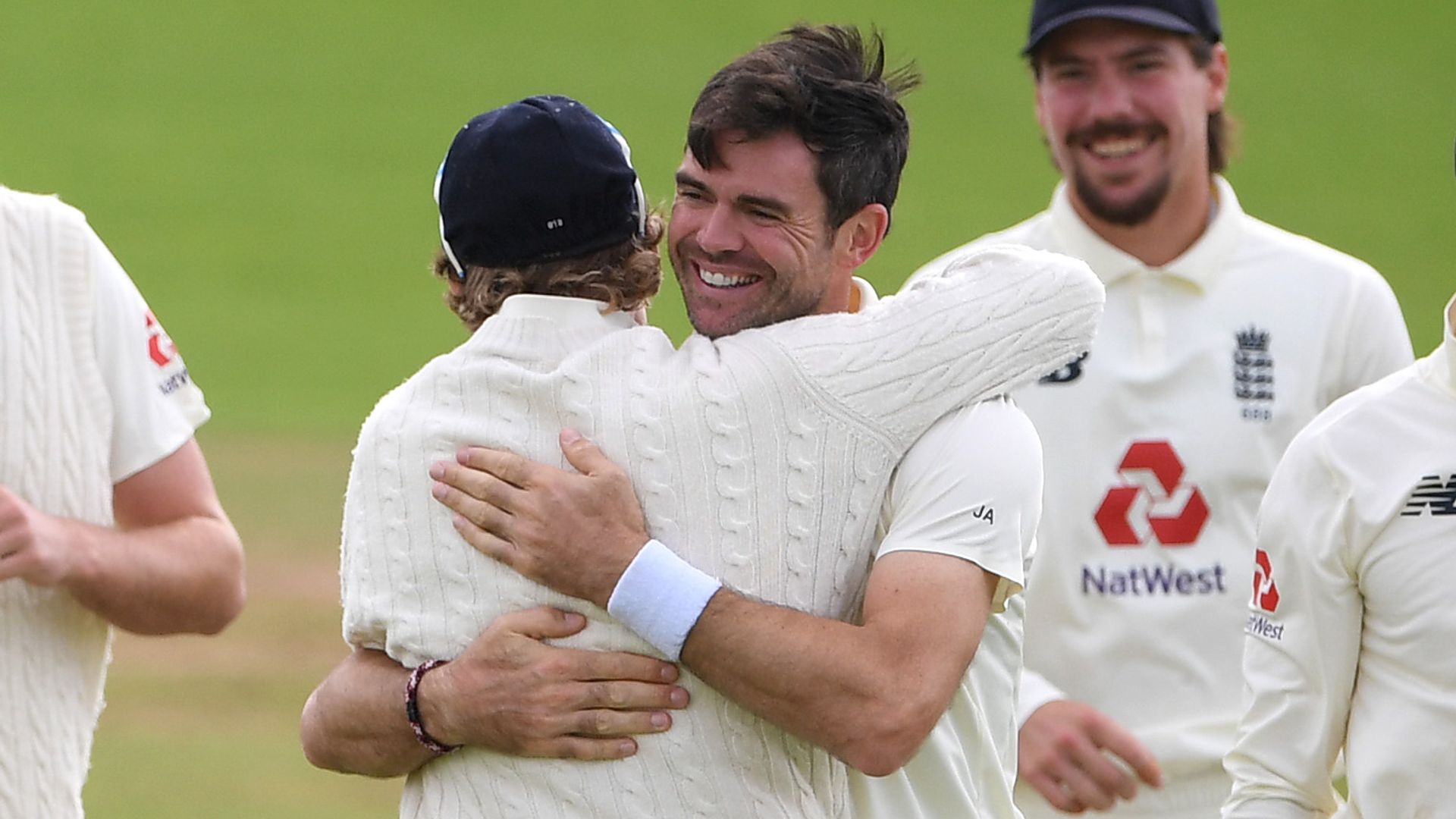 England win series after final-Test stalemate