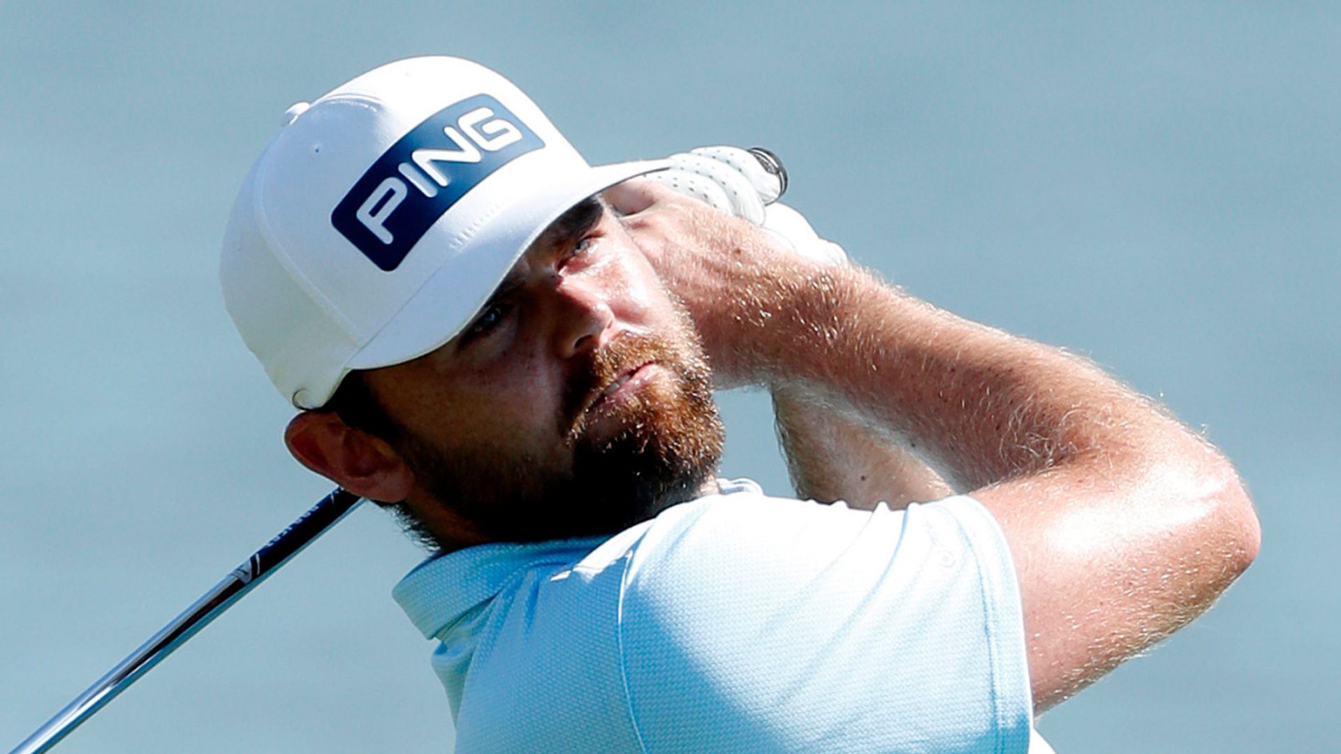 Johnston sets pace in Portugal
