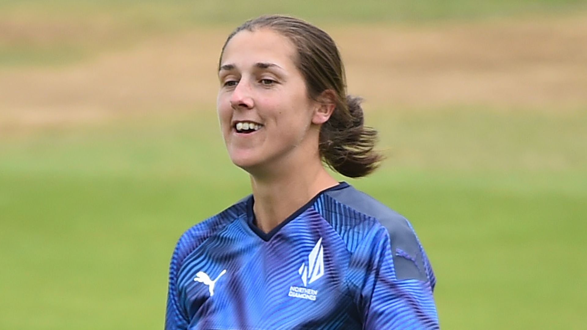 Diamonds stay perfect in Heyhoe Flint Trophy