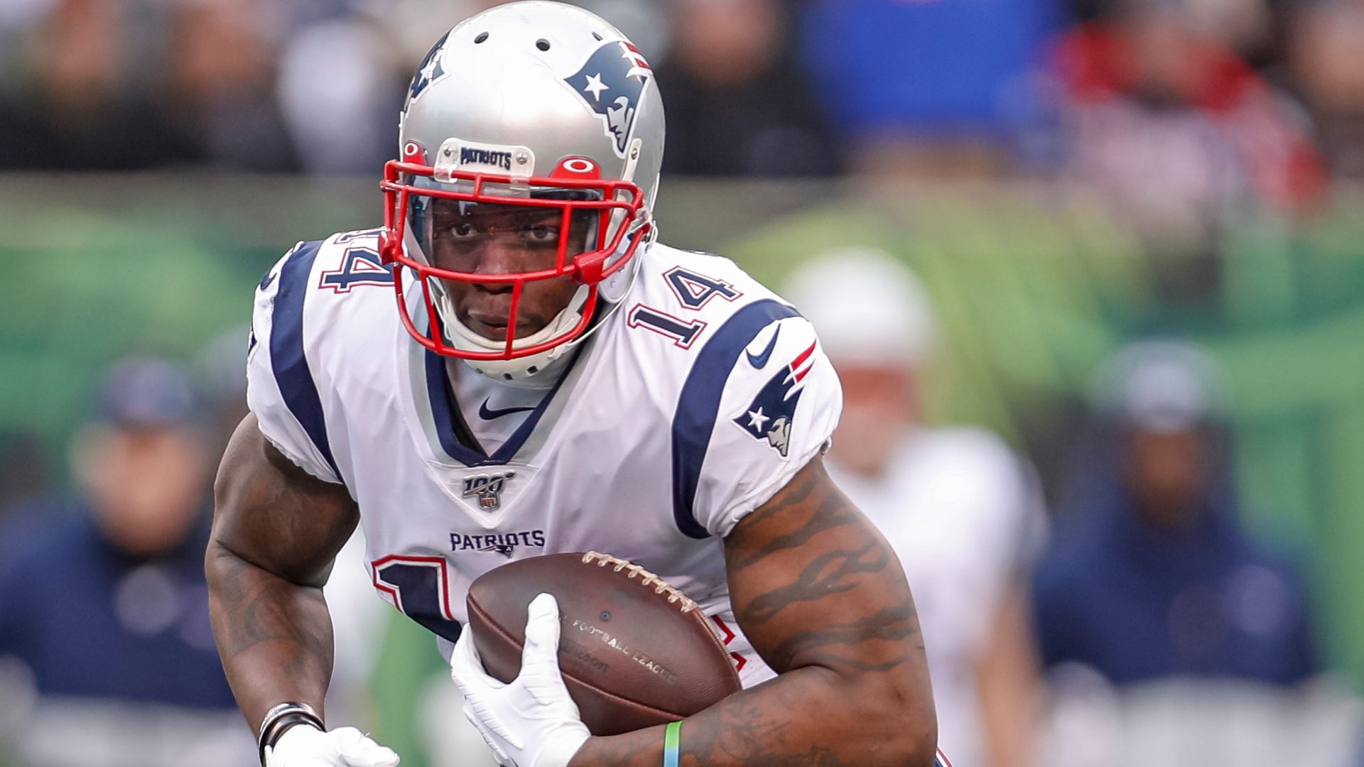 49ers sign receiver Sanu on one-year deal