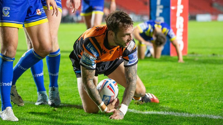 Gareth O'Brien opened the scoring for Castleford Tigers