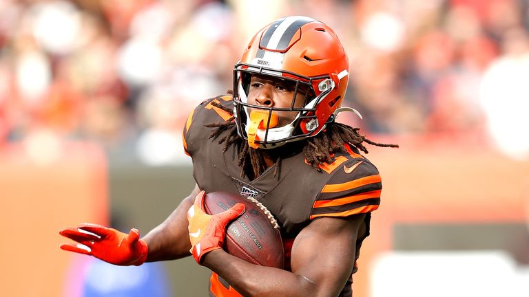 Ohio native Kareem Hunt has signed a two-year extension to stay in Cleveland