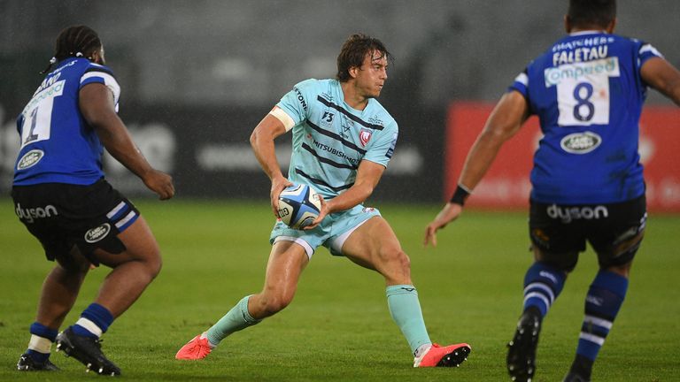 Lloyd Evans of Gloucester Rugby runs with the ball 