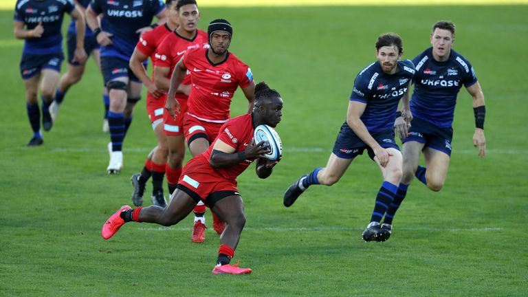 Rotimi Segun of Saracens breaks with the ball 