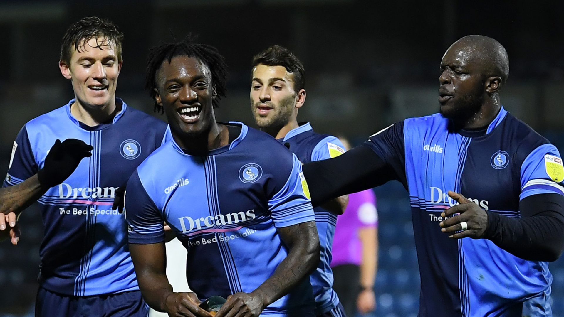 Wycombe earn first Championship point